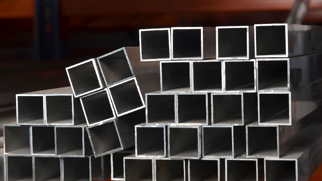 How to Select the Right Steel Pipes: A Complete Buyer’s Guide by Asian Steels – Manufacturer of Steel Pipes in India