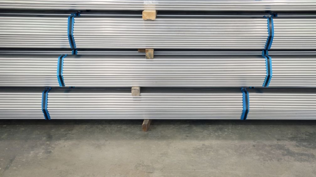 How to Choose Between Light, Medium & Heavy Class GI Pipes in India