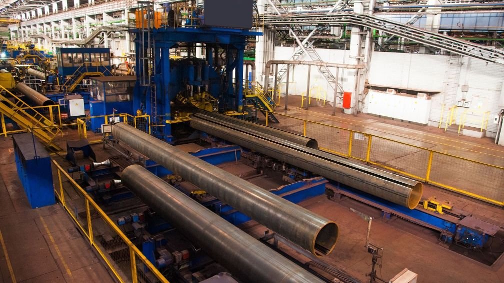 How to Choose the Right Steel Pipe Supplier for Your Business